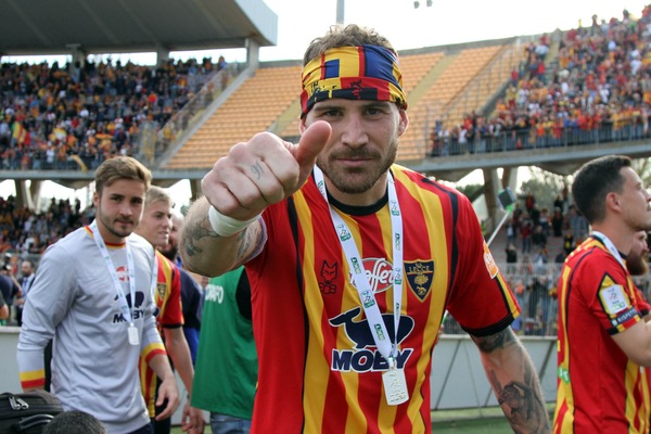 Lecce-La Mantia, il matrimonio continua: rinnovo fino al 2022 con opzione