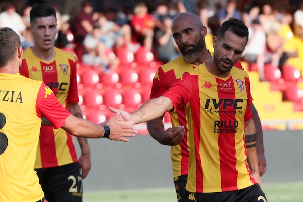 Benevento a forza 6 con il Castrovillari: doppietta per Marco Sau