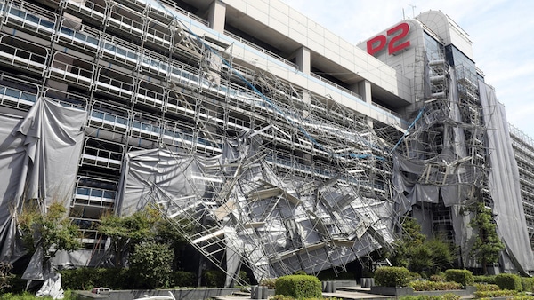 Tifone Faxai si abbatte su Tokyo