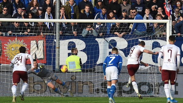 Super Torino: 4-0 a Brescia. Festa di colori al Rigamonti, Balotelli a testa bassa