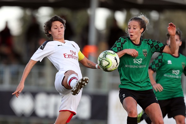 Ko del Milan con la Florentia, Inter sconfitta dal Sassuolo
