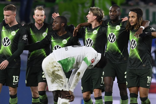 Il Wolsfburg ferma il Borussia M., lo Schalke passa sull'Eintracht