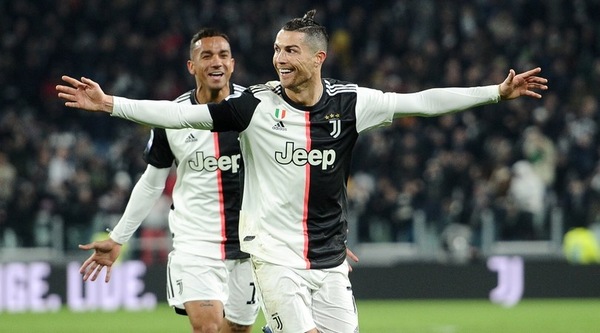 Ronaldo, che doppietta! La Juve batte un bel Parma