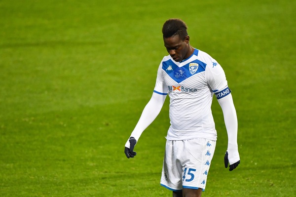 Brescia, altro mal di pancia: Balotelli di nuovo out
