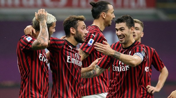 Milan-Bologna 5-1: Pioli non si ferma e punta la Roma, Ibra si arrabbia