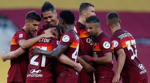 Roma-Fiorentina 2-1: doppio Veretout su rigore, furia viola