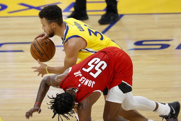 Nba, Curry segna un nuovo record! Ok Lakers e Clippers