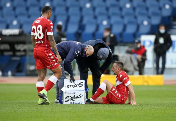 Fiorentina, sospiro di sollievo per Ribery: escluse lesioni