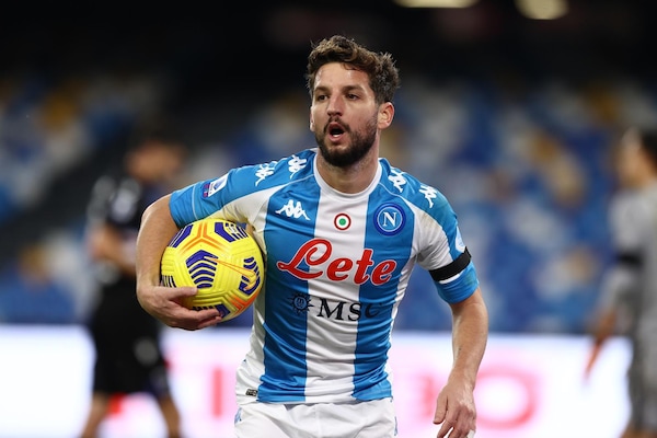 Napoli, per Mertens terapie e lavoro personalizzato