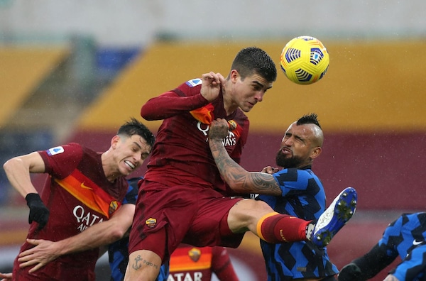 Roma-Inter 2-2: Mancini acciuffa il pari all'86'