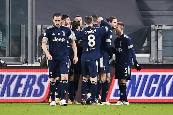 Juve-Sassuolo 3-1: Defrel risponde al supergol di Danilo, decidono Ramsey e Ronaldo