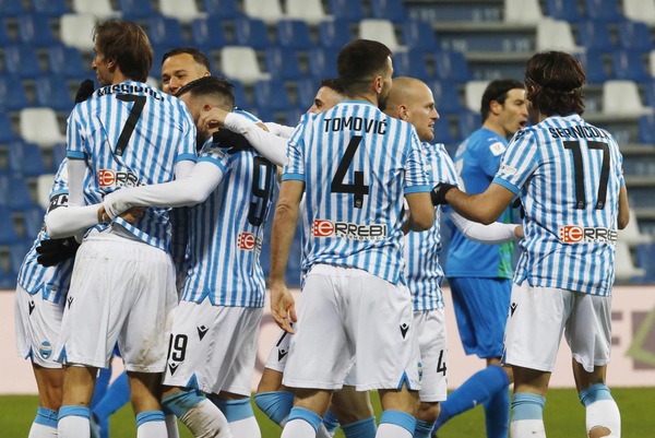Sassuolo-Spal 0-2: rosso a Djuricic e De Zerbi ko, Marino sfiderà la Juve