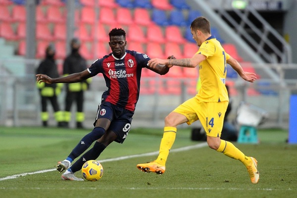 Bologna, Barrow può portare a una retromarcia sul mercato