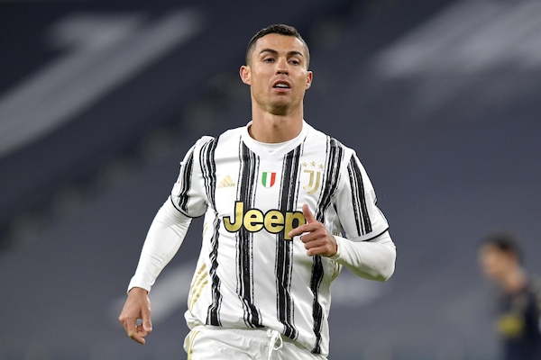 Napoli, Pisacane: "CR7 inguardabile con l'Inter. Fosse successo a Insigne..."