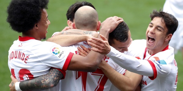 Gomez, slitta il debutto: il Siviglia vince lo stesso
