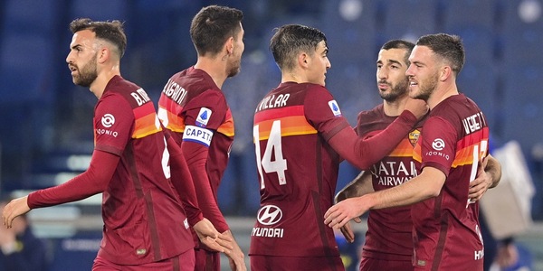 Roma-Verona 3-1: Borja Mayoral e Mkhitaryan show, Fonseca è terzo
