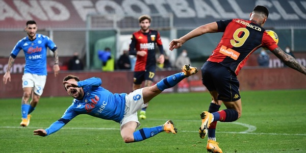 Moviola Genoa-Napoli: il rigore sul finale e la trattenuta sul 2-0...