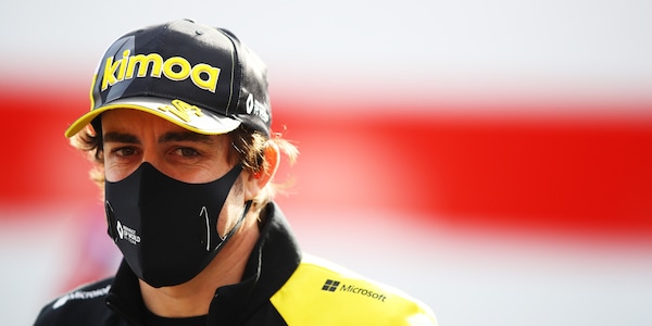F1, Alonso: "Ricordo le frizioni con Hamilton. Ho cambiato stile di guida"