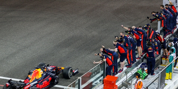 F1, arriva l'accordo: Red Bull avrà motori Honda anche dopo il 2022