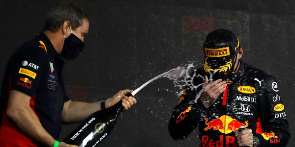 F1: via il Moet dal podio, si festeggerà con lo spumante Ferrari