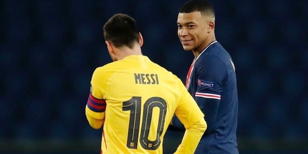 Mbappé, la foto con Messi manda in tilt i social