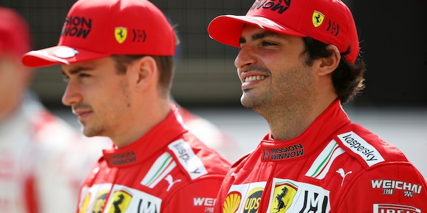 F1, Sainz: "In Ferrari nessun leader, io e Leclerc alla pari"