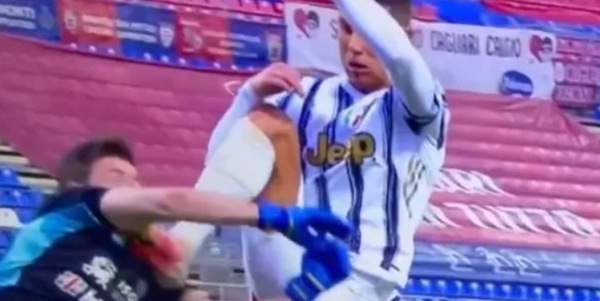 Cristiano Ronaldo, fallo su Cragno: ecco perché andava espulso