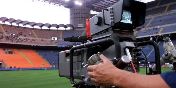 Serie A, accordo Dazn-Sky per le partite nei locali pubblici