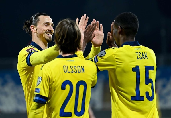 Ibra decisivo, super Lewa e gol di Elmas. 8-0 della Danimarca!