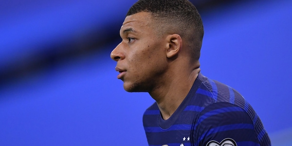 Sfogo Mbappé: "Stufo delle critiche, voglio giocare dove sto bene"