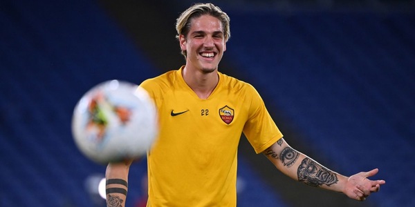 Roma, Zaniolo prende in giro i laziali con una diretta social!