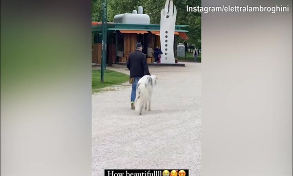 Elettra Lamborghini perde la testa...per un cane