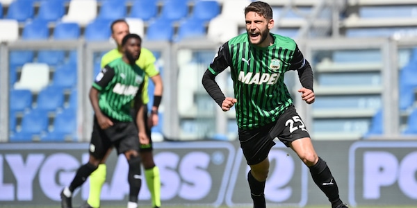 La Serie A vieta le maglie verdi: come farà il Sassuolo?