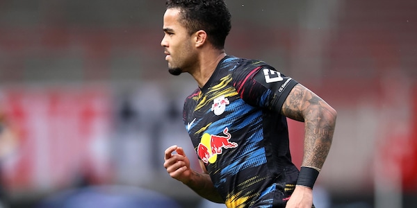 "Roma, corsa a due per Kluivert. lo vogliono Lipsia e Marsiglia"
