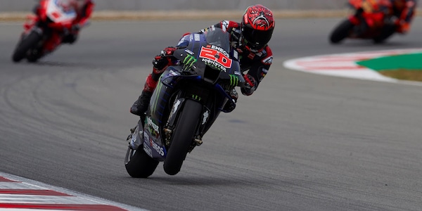 MotoGp, Gp Catalogna: pole di Quartararo, Valentino Rossi 11°