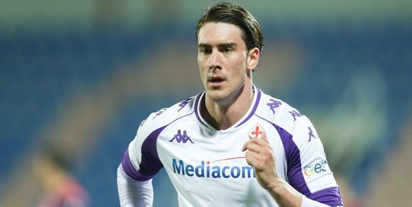 Vlahovic, alla Juve con la formula Chiesa