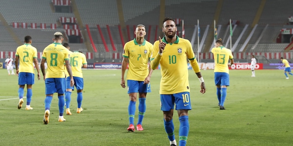 Brasile, dietrofront dei calciatori: giocheranno in Coppa America