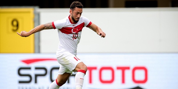 Calhanoglu: «Ho parlato con Maldini, ma ora penso all'Europeo»