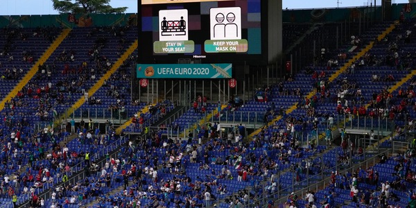 Europei, daspo a tifoso turco per il petardo all'Olimpico