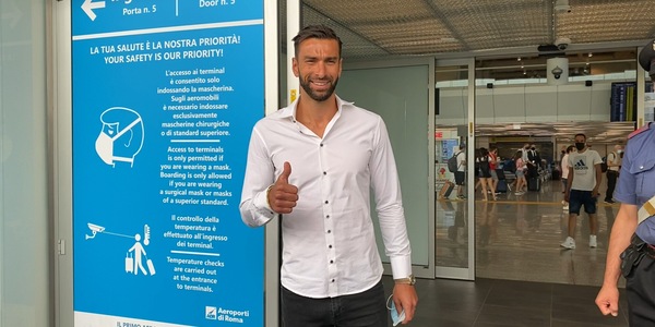 Roma, Rui Patricio sbarcato a Fiumicino: ora visite e firma VIDEO