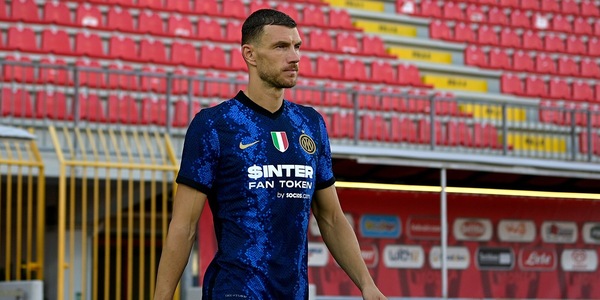 Dzeko ringrazia l'Inter: "Pronto a continuare la storia"