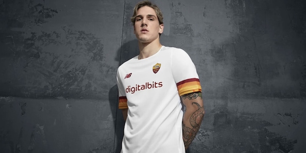 Roma, svelata la seconda maglia: tutti i dettagli. Esordio col Trabzonspor