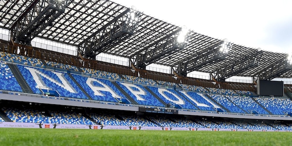 Napoli-Cagliari, i tornelli del Maradona saranno aperti alle 16.45
