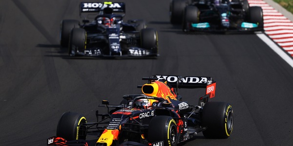 F1, nasce il premio per i sorpassi: ecco il Crypto.com Overtake Award
