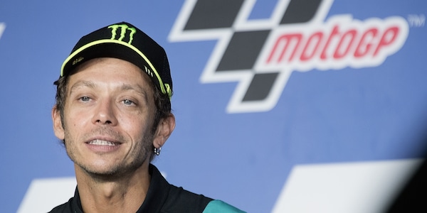 MotoGp, Rossi: "Dovizioso in Petronas? Sarei felice di averlo come compagno"