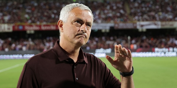 Mourinho: “Era impossibile non vincere, abbiamo dominato. Che bella Roma!”