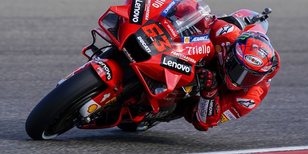 MotoGp, warm-up Gp Aragon: Bagnaia in testa, Valentino Rossi 15°