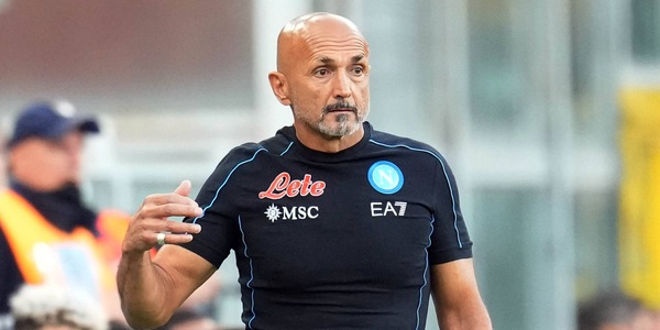 Napoli, Spalletti sorride: "Mancano 72 punti per andare in Champions"