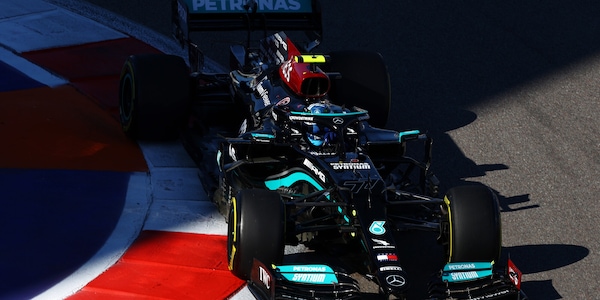 F1, prove libere 2 Gp Russia: Bottas in testa, Sainz settimo