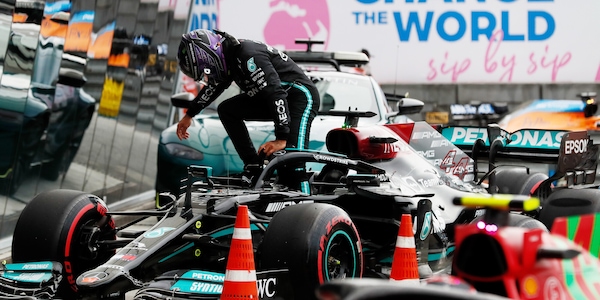 F1, Hamilton dopo la qualifica: "Sono deluso da me stesso"